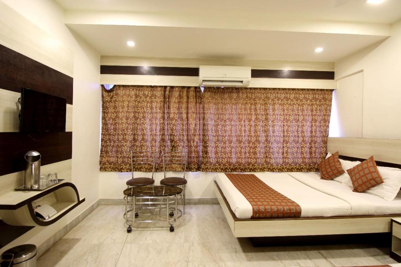 Hotel Oc Residency Bombaj Zewnętrze zdjęcie