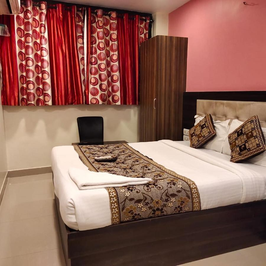 Hotel Oc Residency Bombaj Zewnętrze zdjęcie