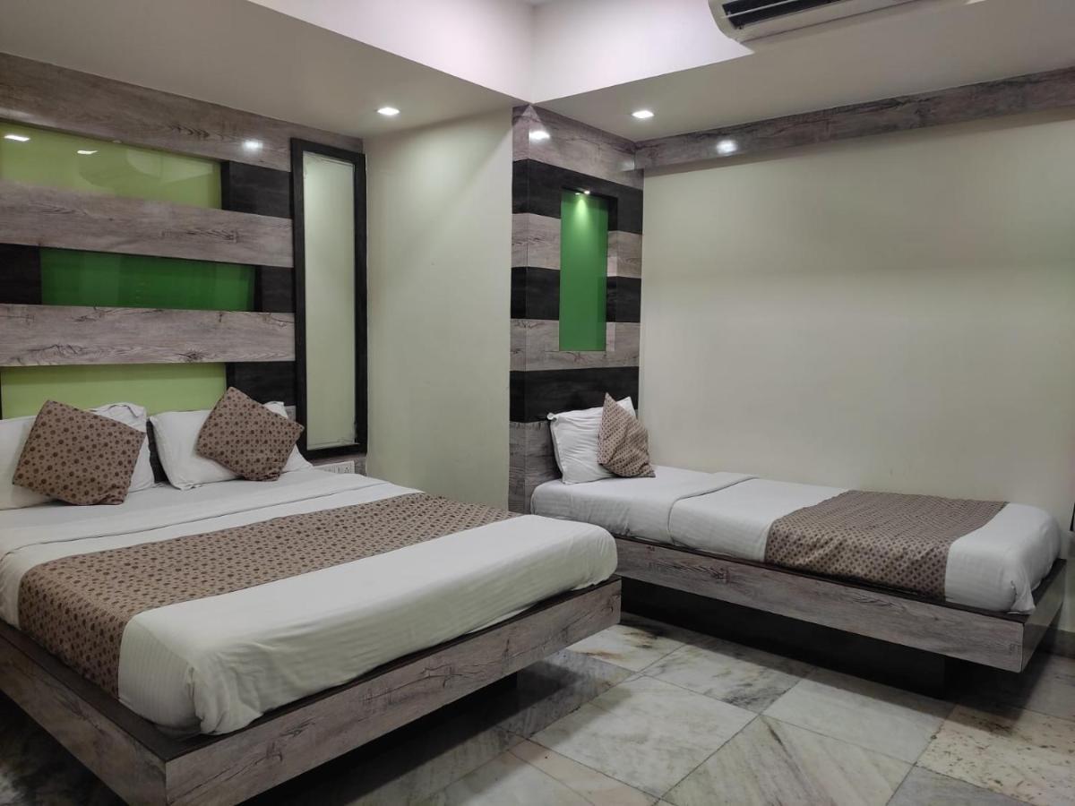 Hotel Oc Residency Bombaj Zewnętrze zdjęcie