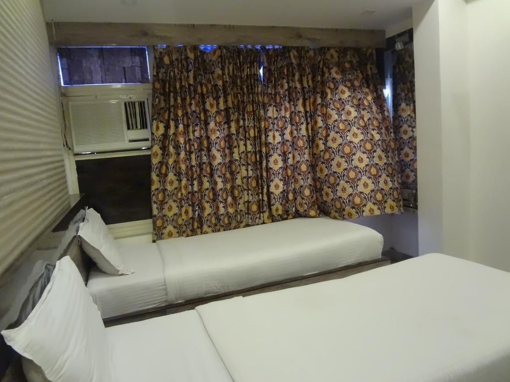 Hotel Oc Residency Bombaj Zewnętrze zdjęcie